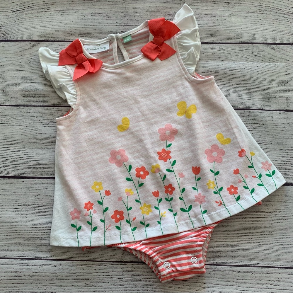 Girls Wanderling Floral Bow Romper Size 6-9 Months